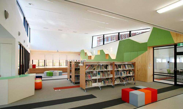 河南小学图书馆建设-图书馆设计体现空间美